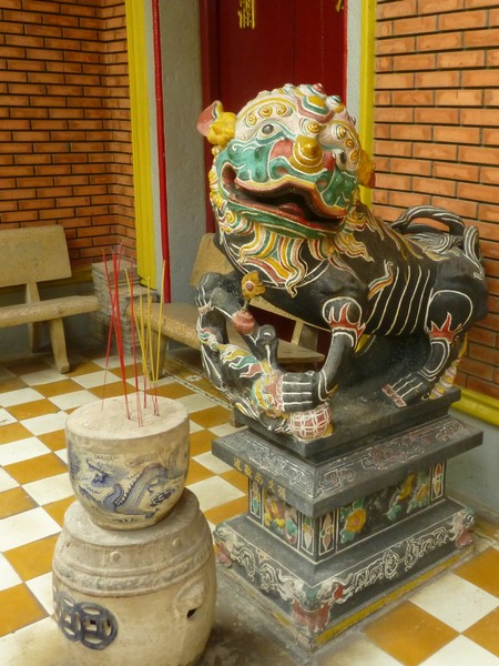 statue-temple-chua-minh-huong
